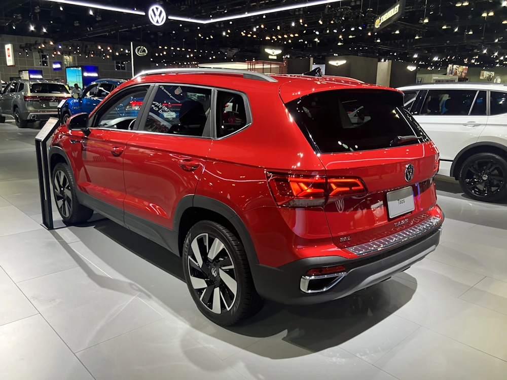 2024 Volkswagen Taos Red Rear Side View